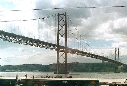 Pont du 25 avril